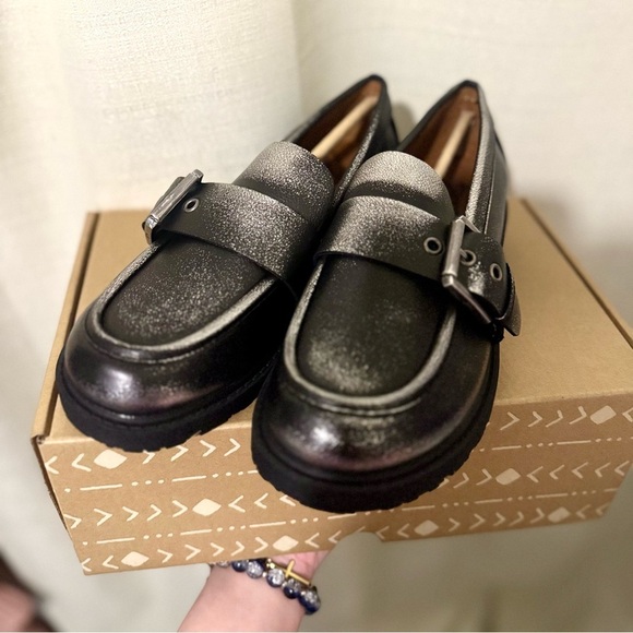 Zodiac Women's Black Renee Loafer Silver Black 7 - Picture 3 of 9